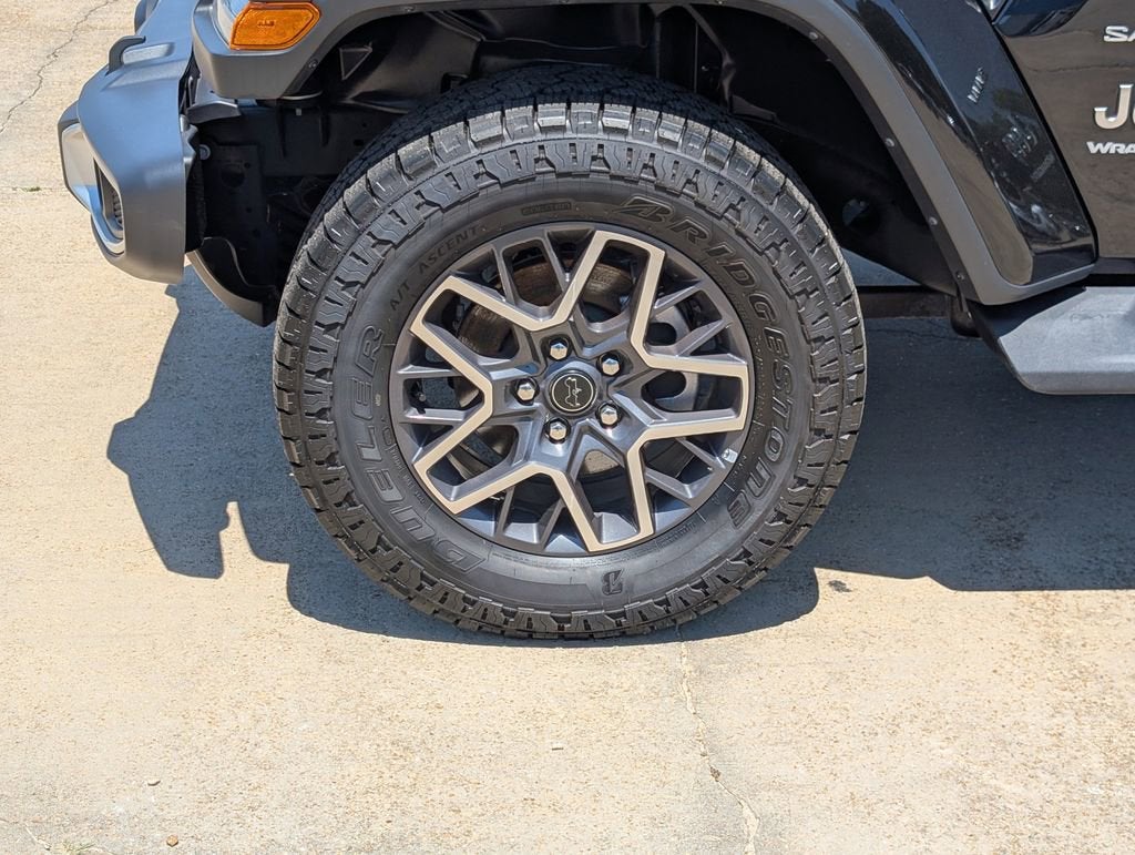 2024 Jeep Wrangler Sahara