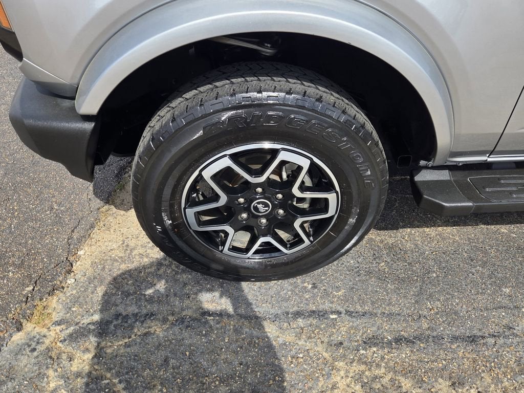 2023 Ford Bronco Base