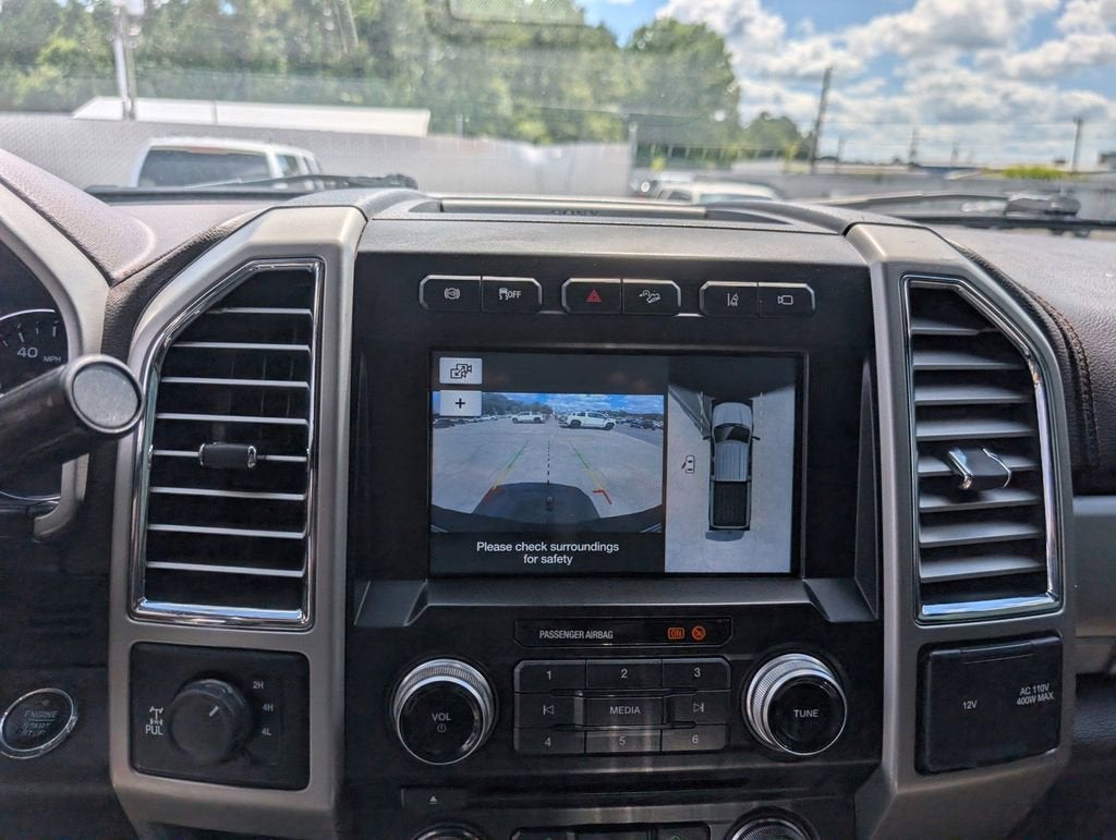 2017 Ford Super Duty F-250 SRW Lariat