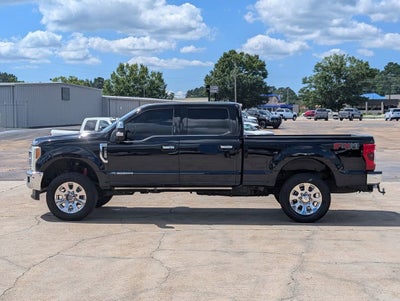 2017 Ford Super Duty F-250 SRW Lariat