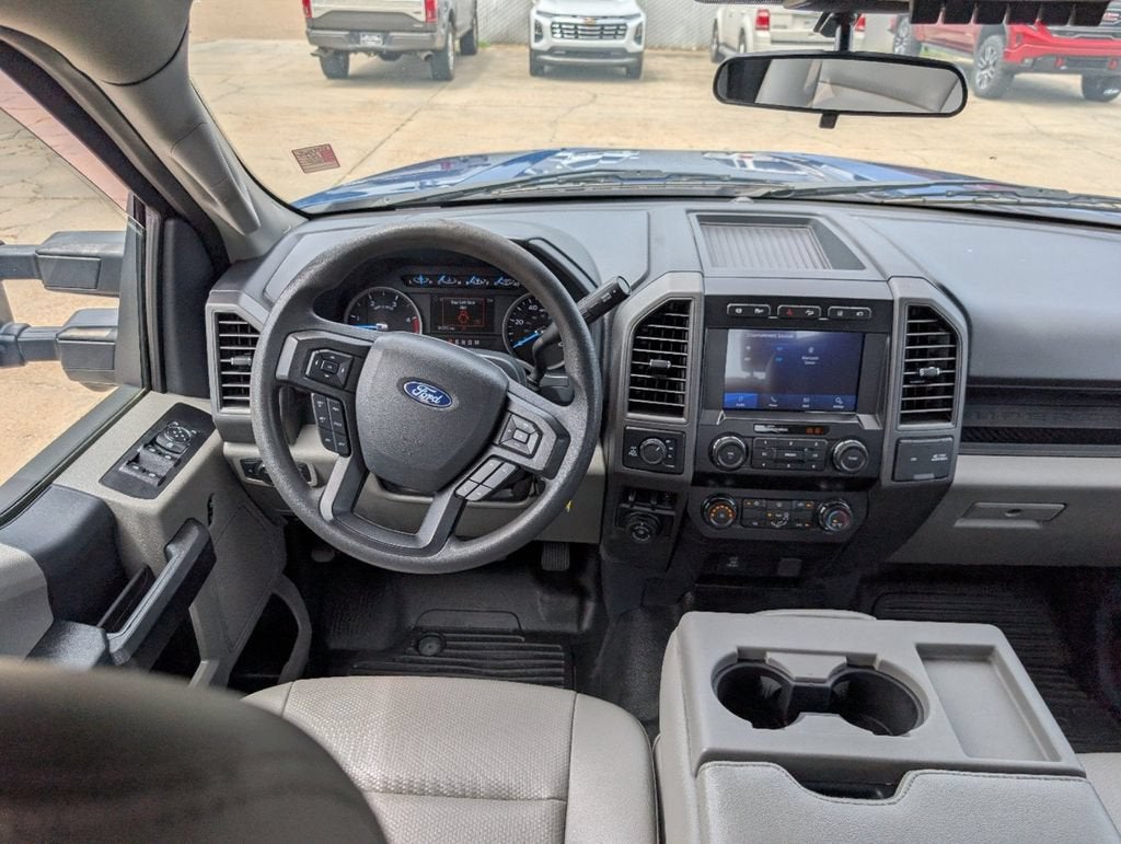2022 Ford Super Duty F-350 SRW XL