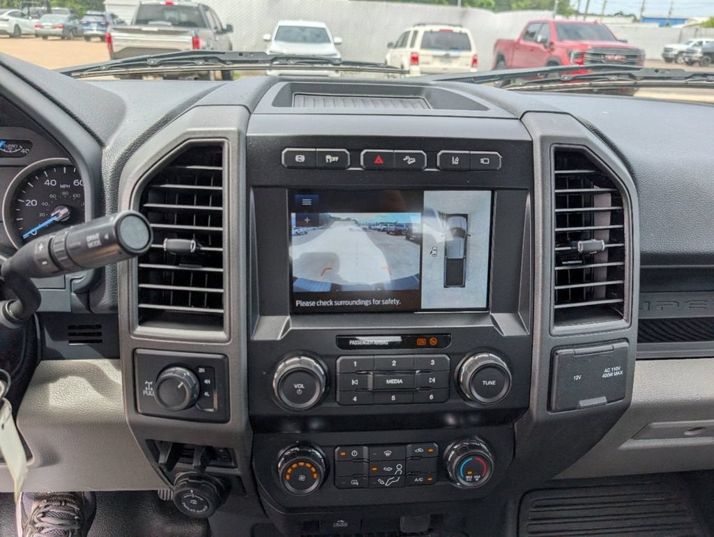 2022 Ford Super Duty F-350 SRW XL