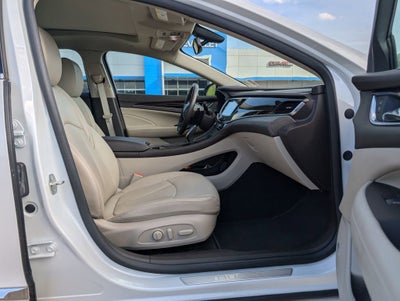 2017 Buick LaCrosse Essence