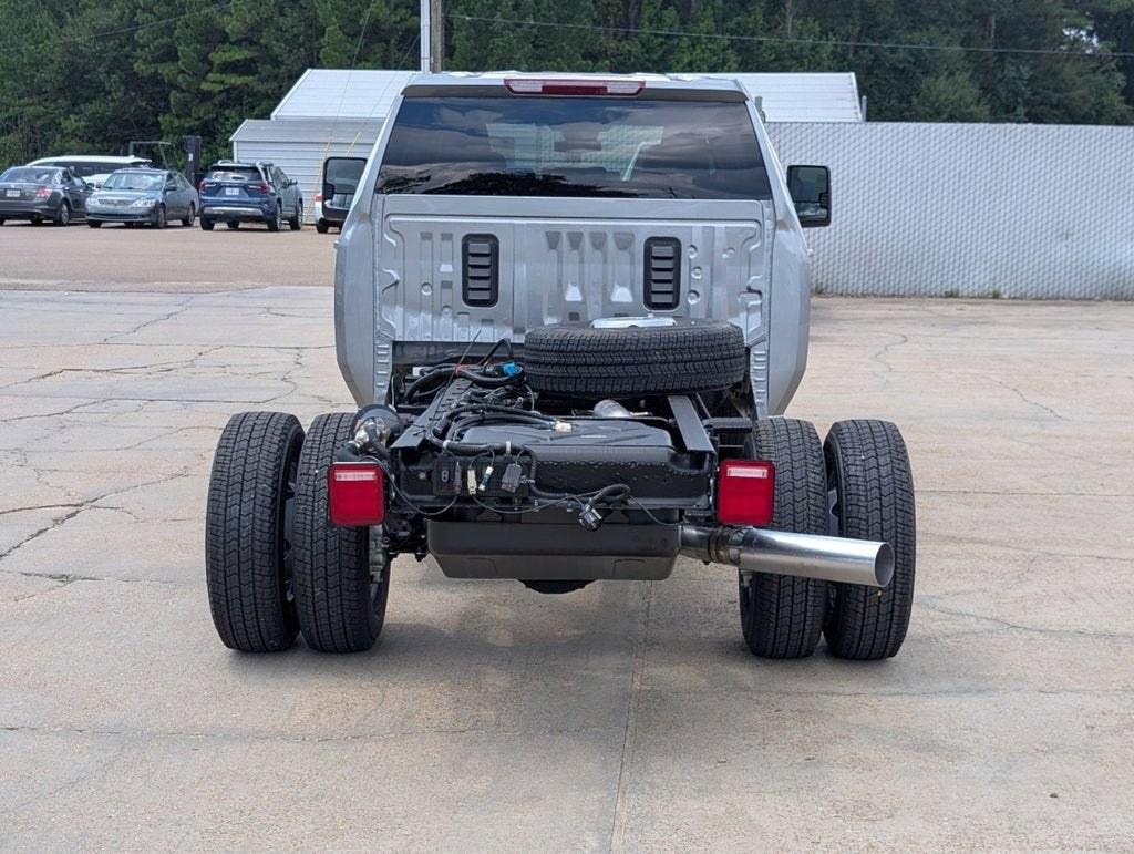 2026 Chevrolet Silverado 3500 HD Chassis Cab LT