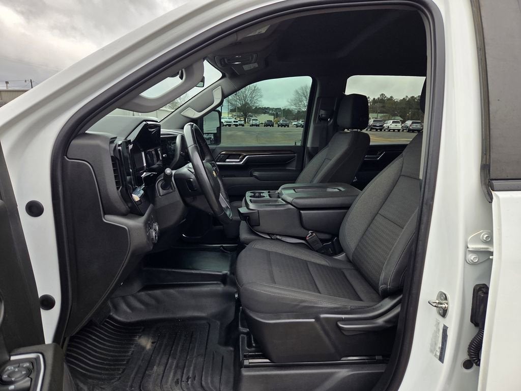 2024 Chevrolet Silverado 3500 HD Chassis Cab LT