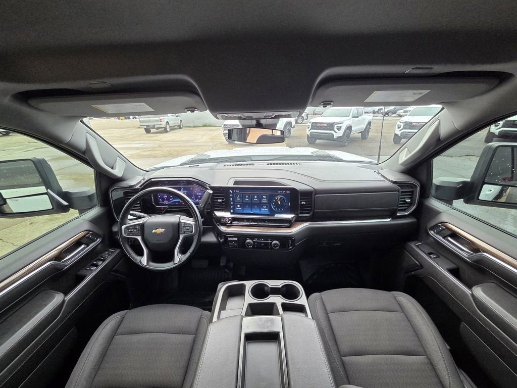 2024 Chevrolet Silverado 3500 HD Chassis Cab LT