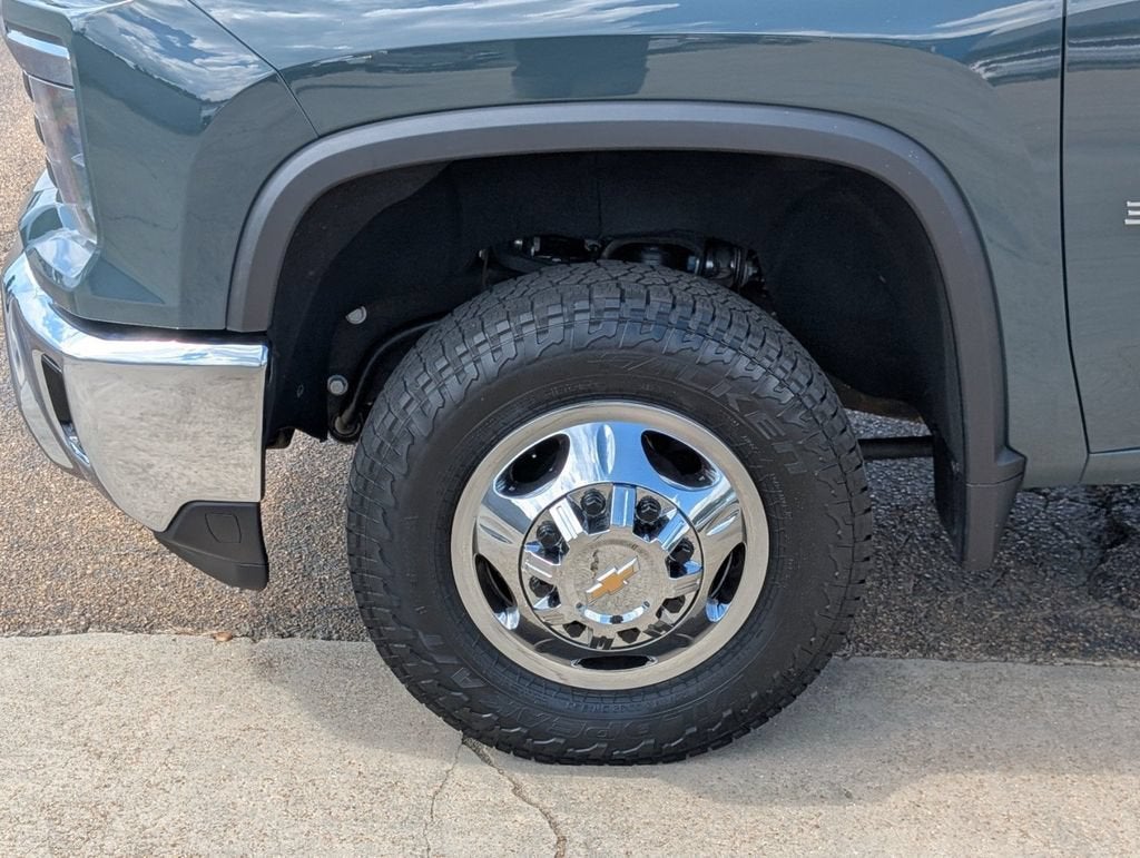 2025 Chevrolet Silverado 3500 HD LT DRW