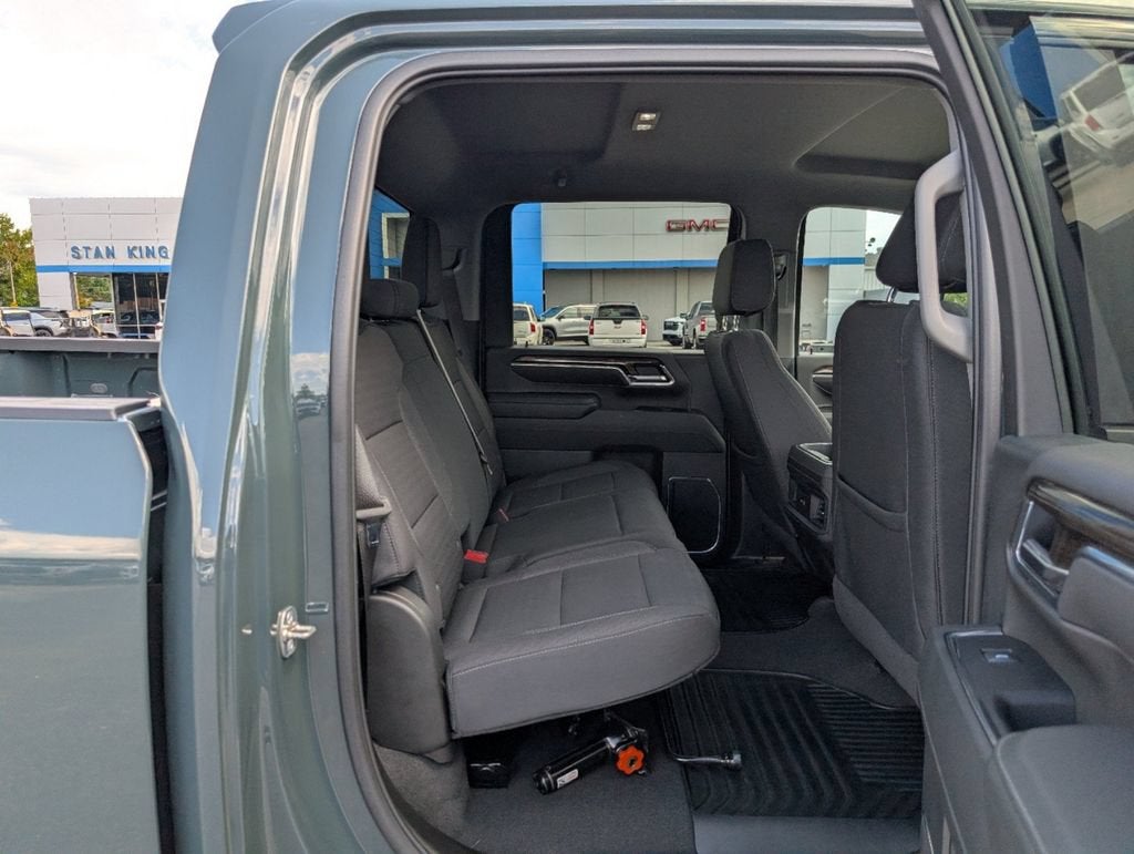 2025 Chevrolet Silverado 3500 HD LT DRW