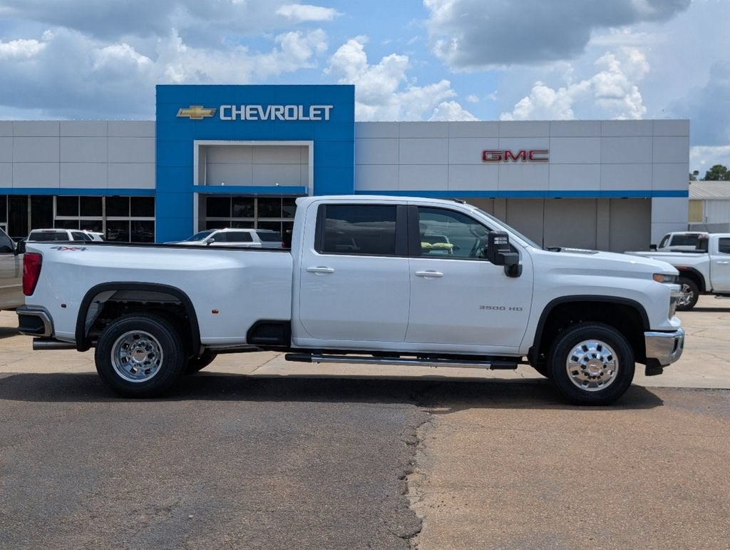 2026 Chevrolet Silverado 3500 HD LT DRW