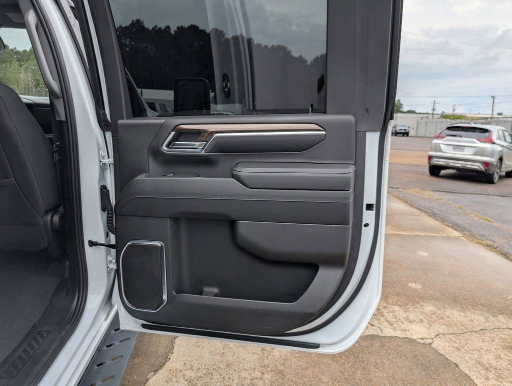 2024 Chevrolet Silverado 3500 HD LT DRW