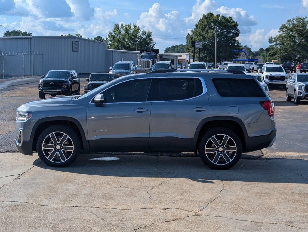 2022 GMC Acadia SLT