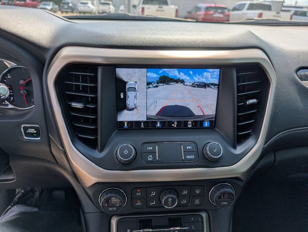 2022 GMC Acadia Denali