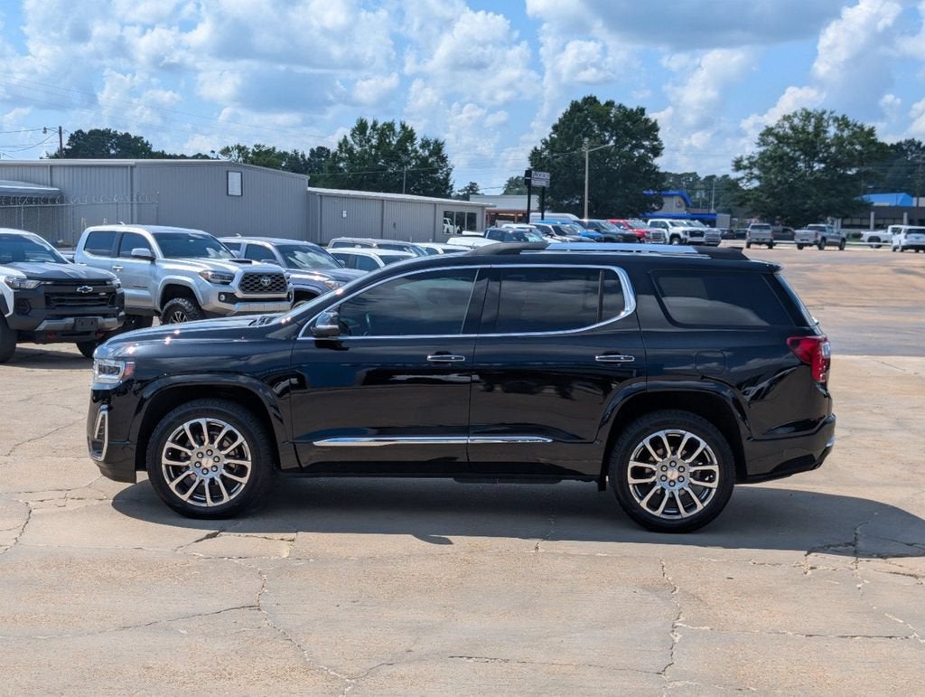 2022 GMC Acadia Denali