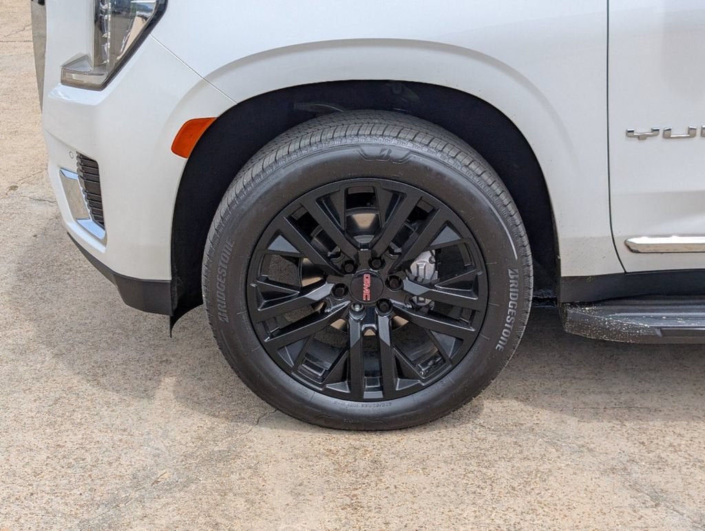 2023 GMC Yukon SLT