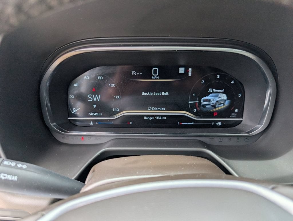 2023 GMC Yukon SLT