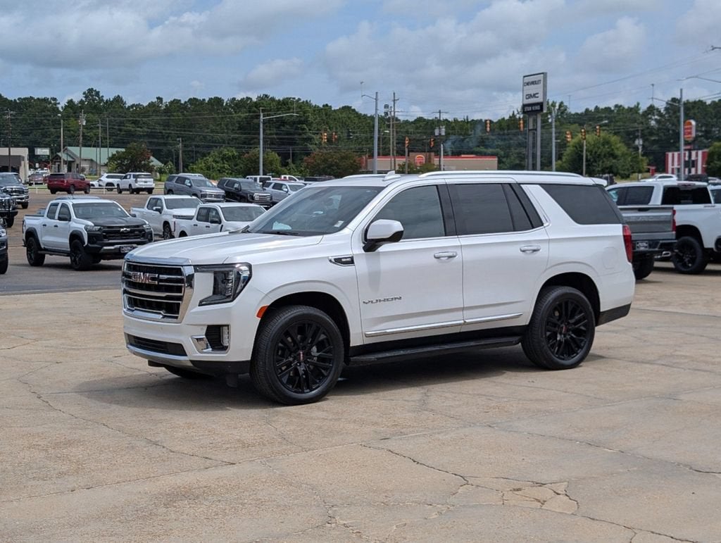 2023 GMC Yukon SLT