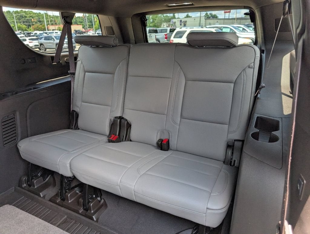 2024 GMC Yukon XL SLT