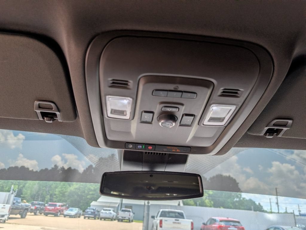 2024 GMC Yukon XL SLT