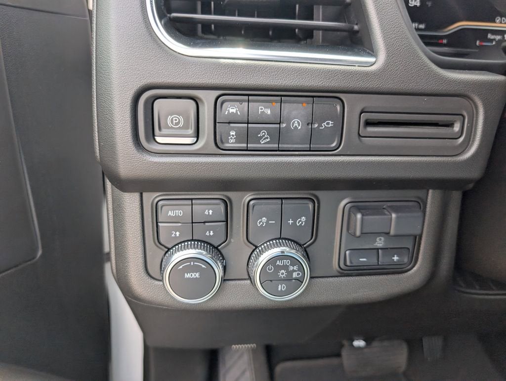 2022 GMC Yukon AT4