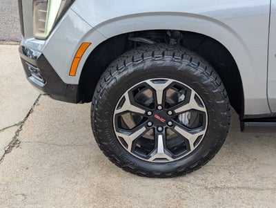 2025 GMC Yukon AT4