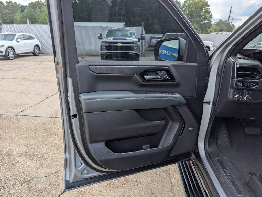 2025 GMC Yukon AT4