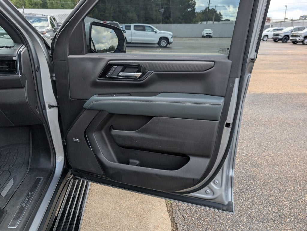 2025 GMC Yukon AT4
