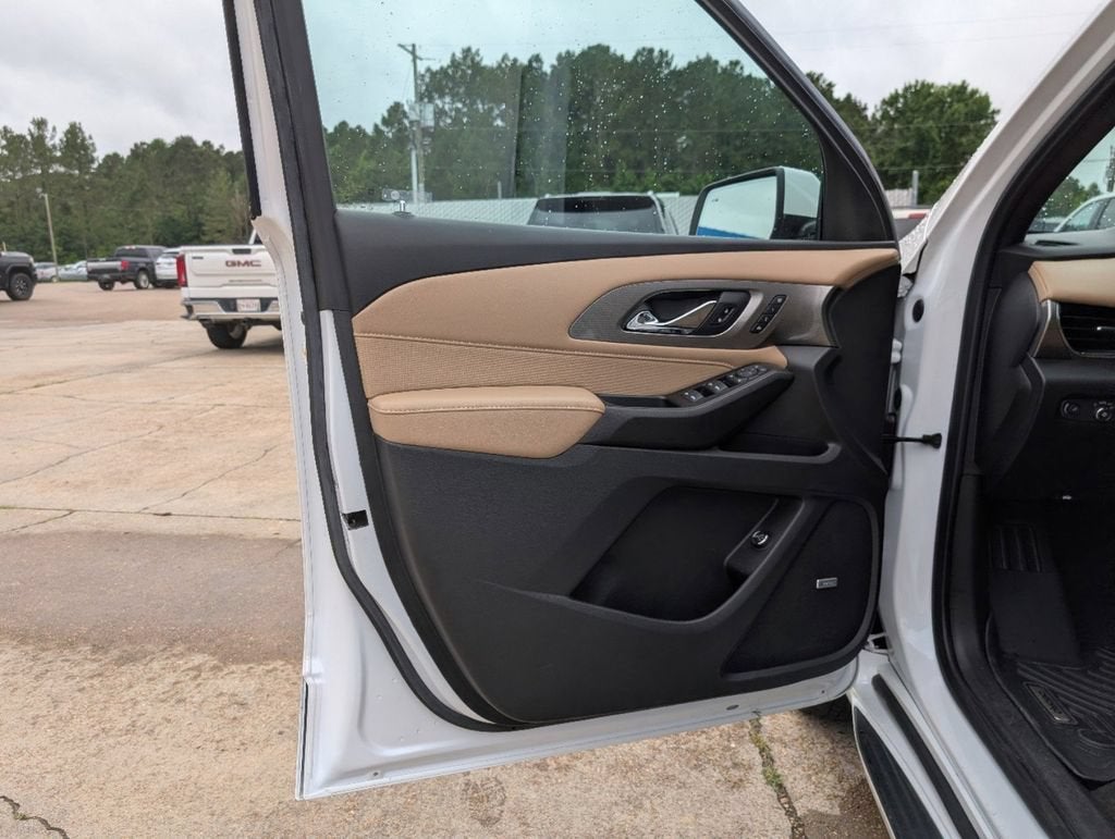 2022 Chevrolet Traverse Premier