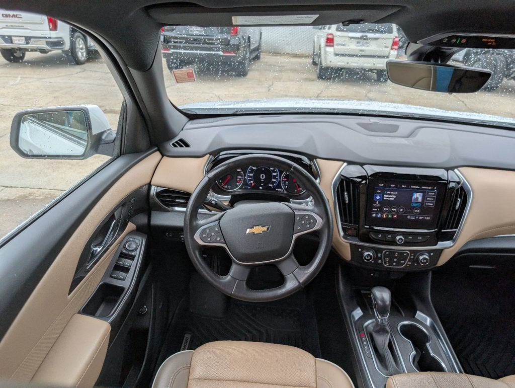 2022 Chevrolet Traverse Premier