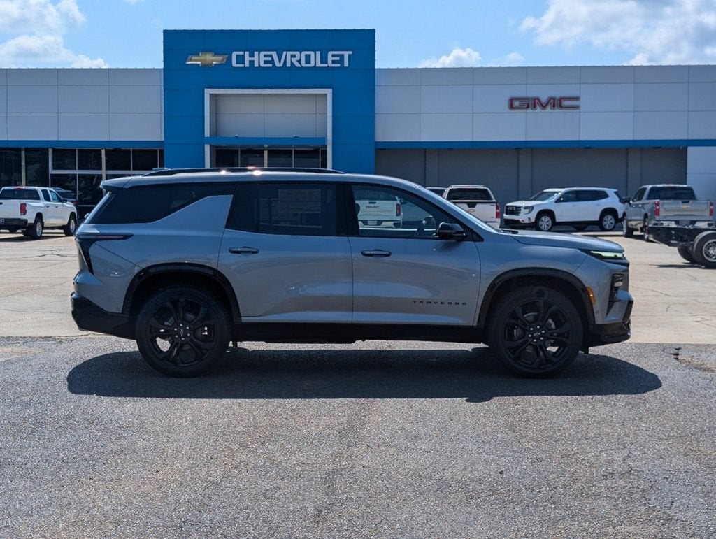 2027 Chevrolet Traverse RS