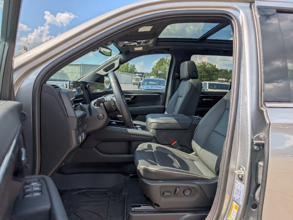 2026 Chevrolet Tahoe Premier - Photo 6