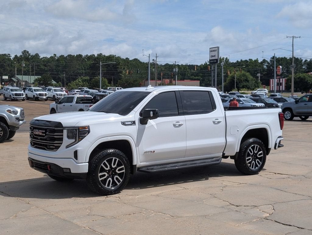 2025 GMC Sierra 1500 AT4