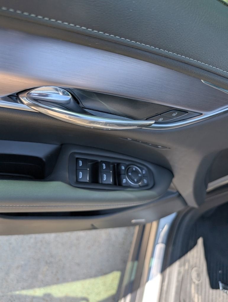 2023 Cadillac XT6 Luxury