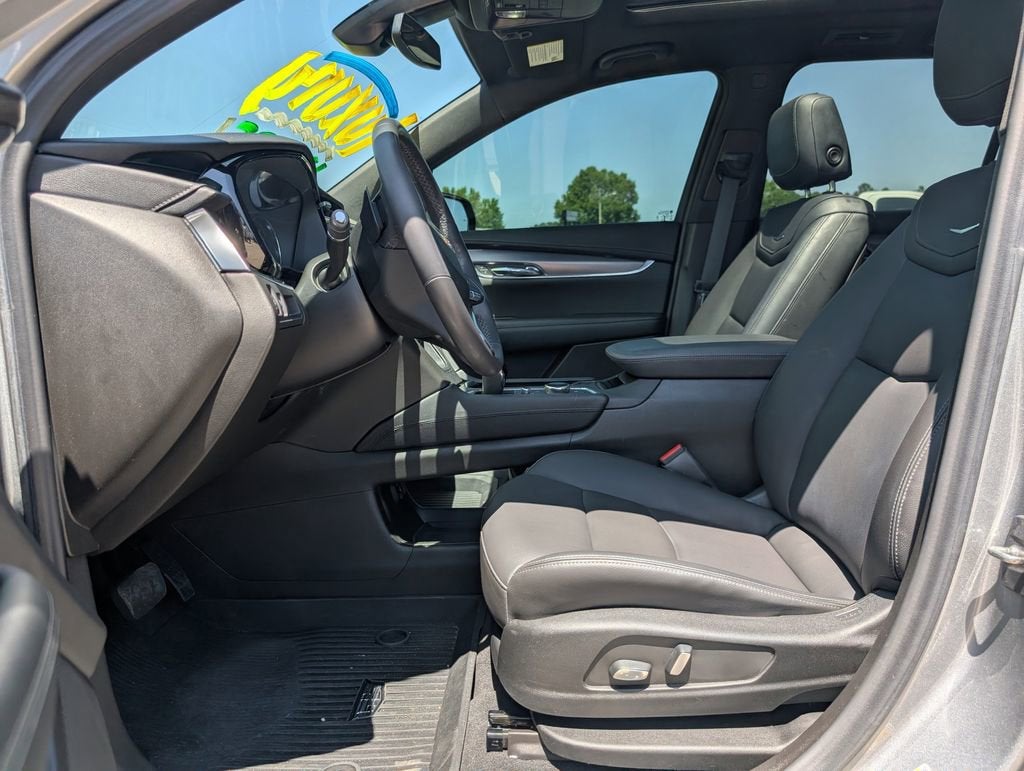 2023 Cadillac XT6 Luxury