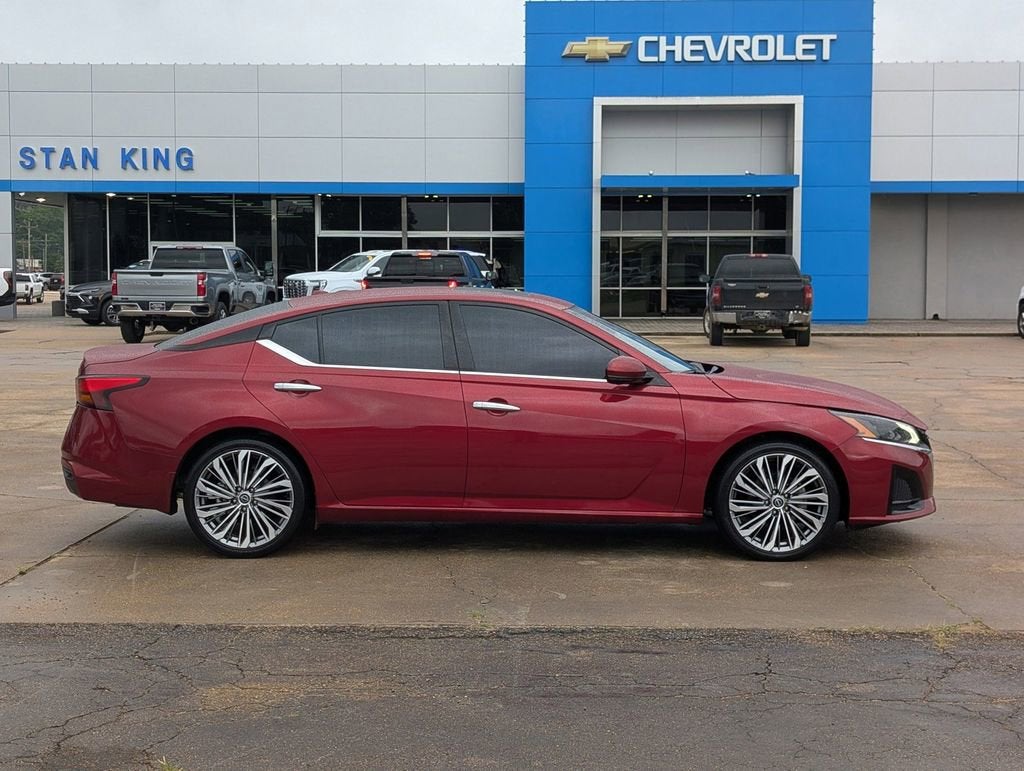 2023 Nissan Altima 2.5 SL