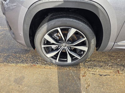 2024 Volkswagen Atlas 2.0T SEL Premium R-Line