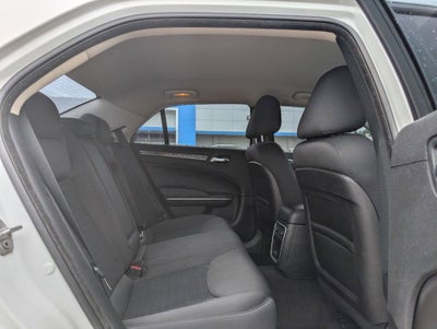 2018 Chrysler 300 Touring