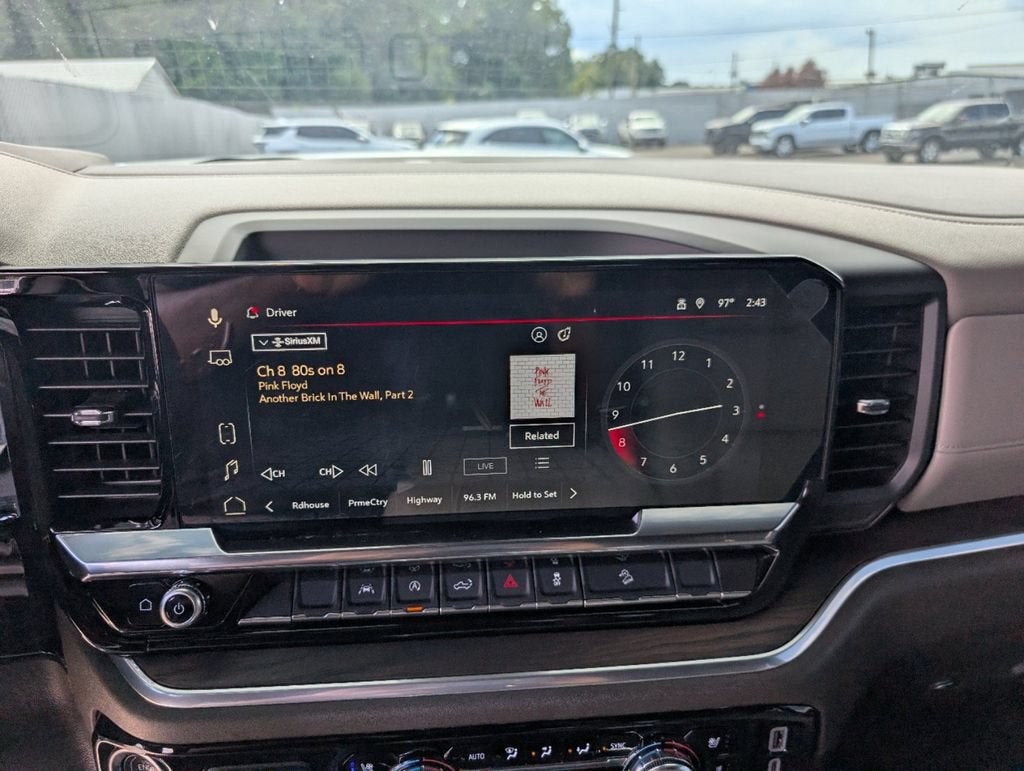 2025 GMC Sierra 1500 SLT