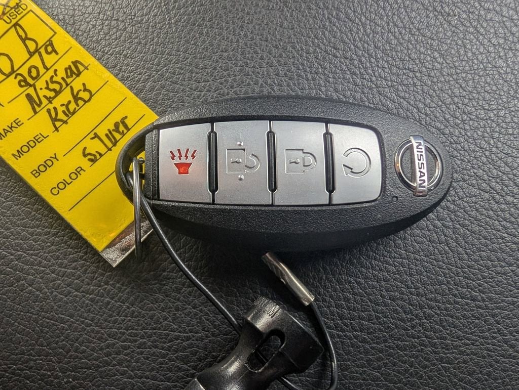 2019 Nissan Kicks SR