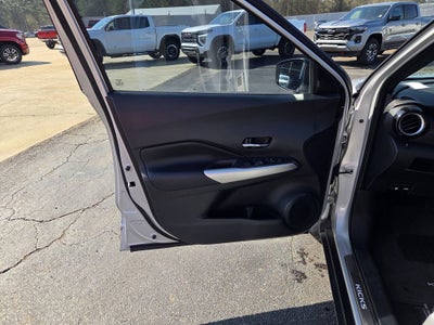 2019 Nissan Kicks SR