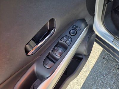 2019 Nissan Kicks SR