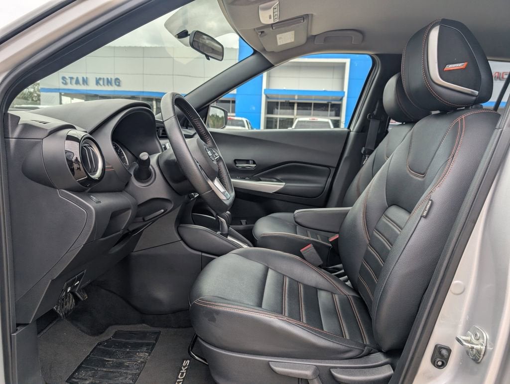 2019 Nissan Kicks SR