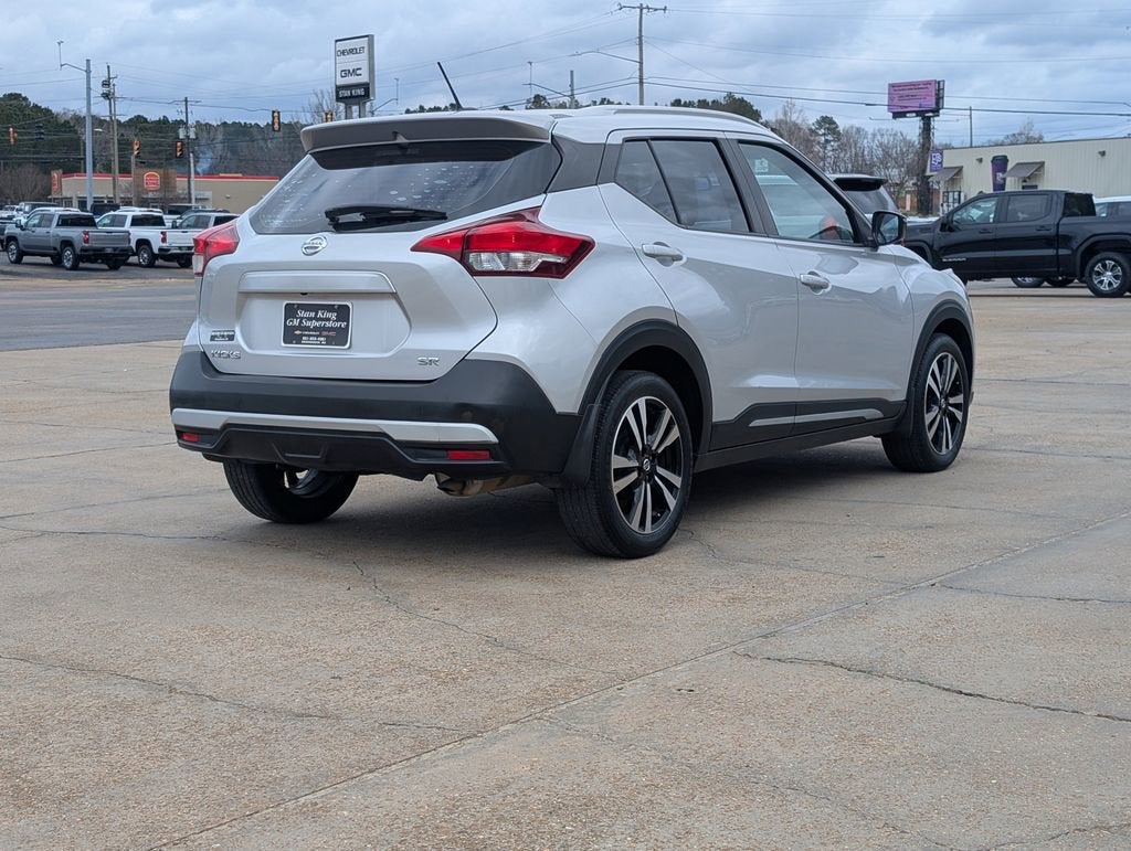 2019 Nissan Kicks SR