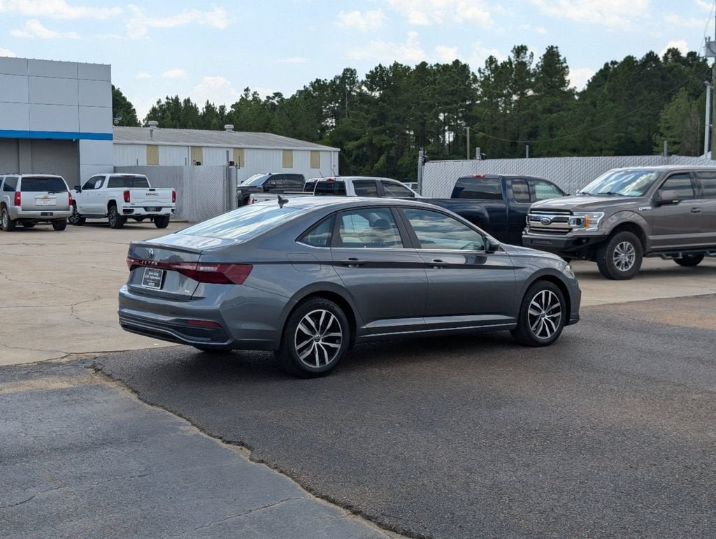 2025 Volkswagen Jetta SE