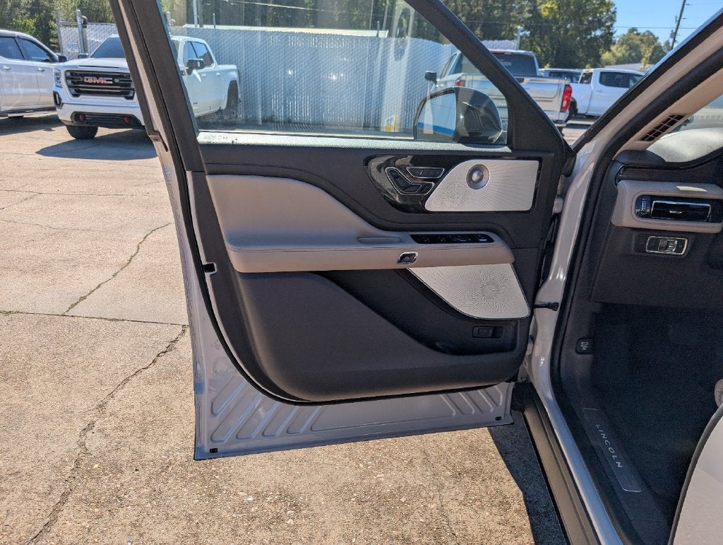 2024 Lincoln Aviator Reserve