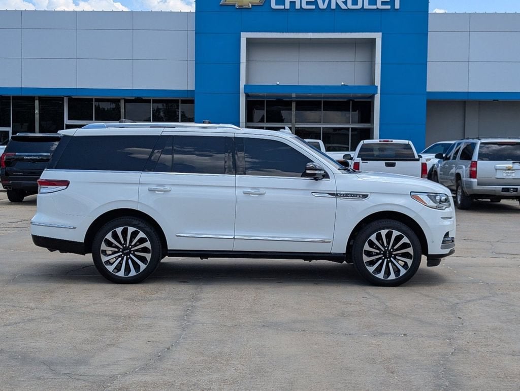 2023 Lincoln Navigator Reserve