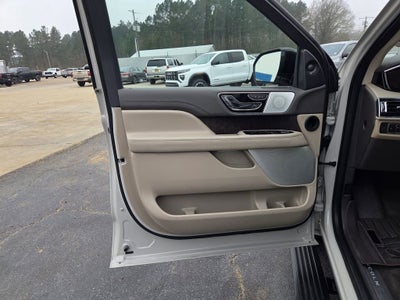 2022 Lincoln Navigator L Reserve