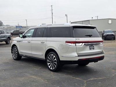 2022 Lincoln Navigator L Reserve