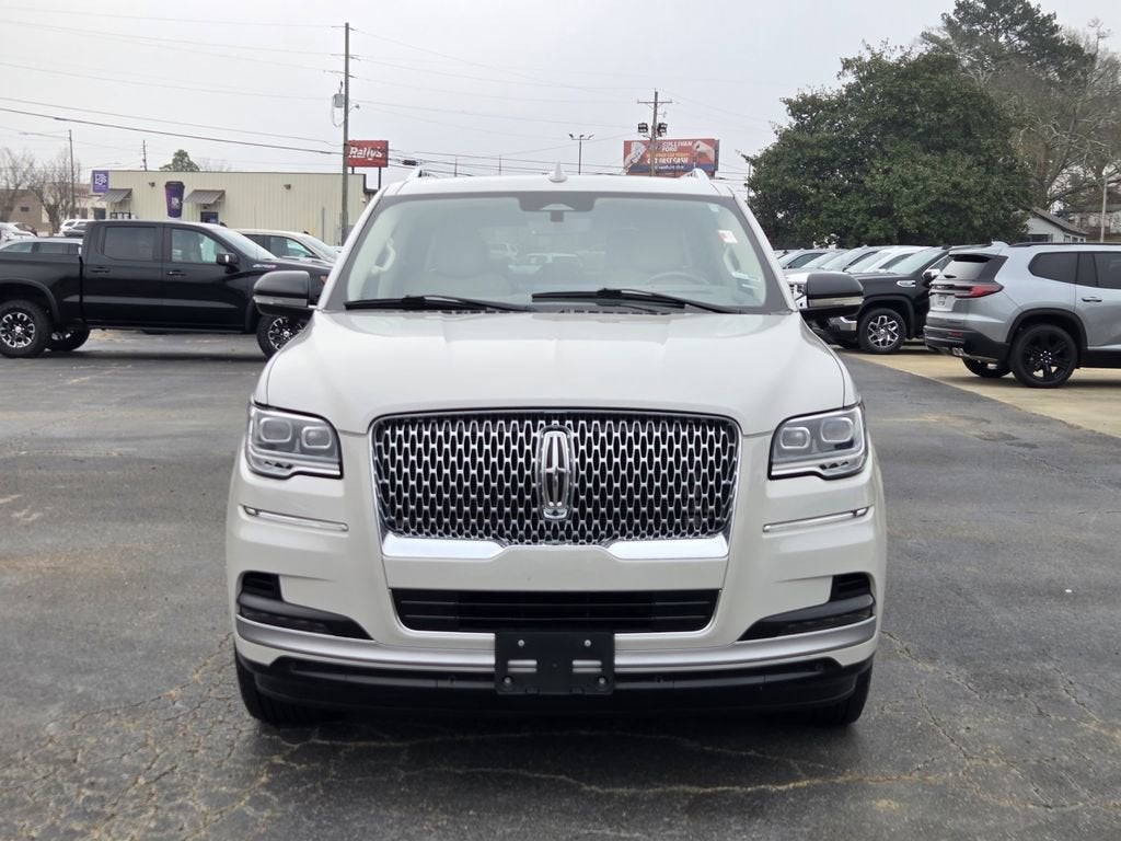 2022 Lincoln Navigator L Reserve