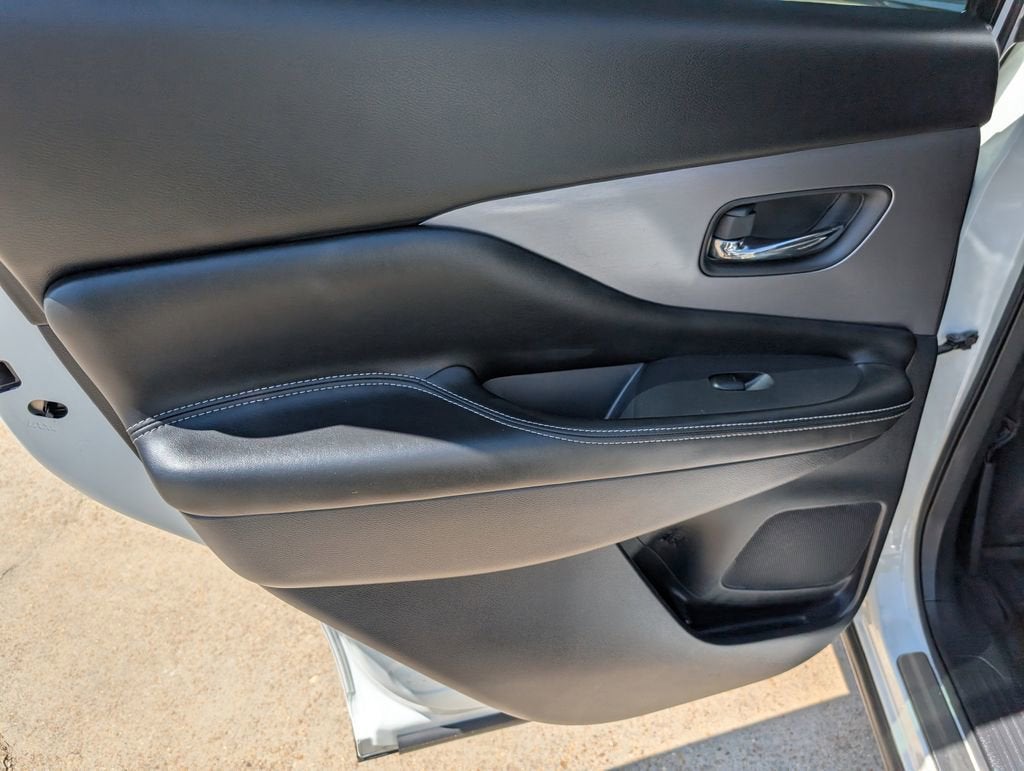2022 Nissan Murano SV