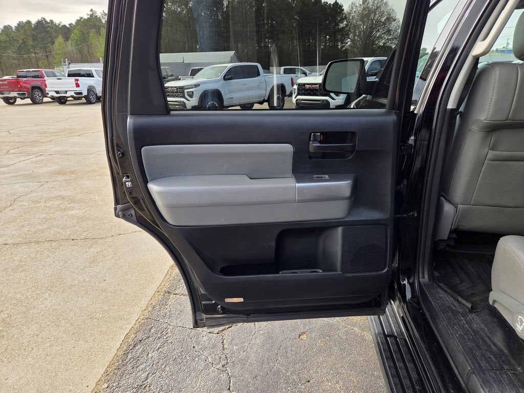 2019 Toyota Sequoia SR5